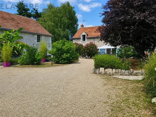 Maison 10 pièces 290 m²
