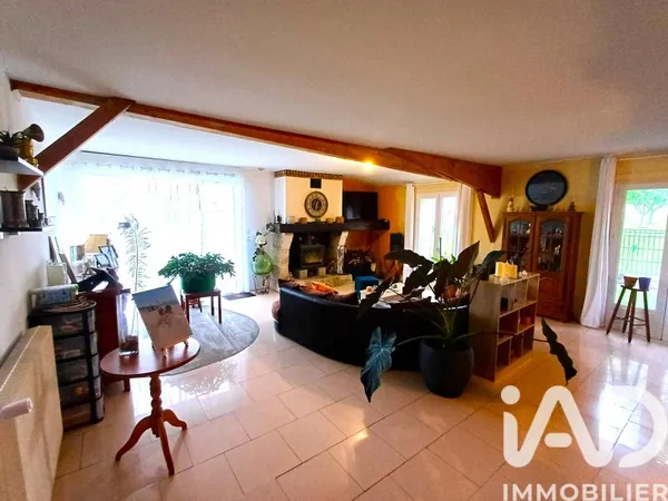 Maison 8 pièces 248 m²