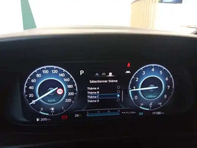 Hyundai I20 1.0 t-gdi 100 dct-7 hybrid 48v — photo 29