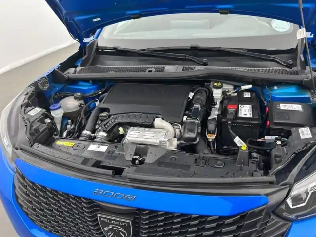 Peugeot 2008 puretech 100 s&amp;s bvm6 — photo 15