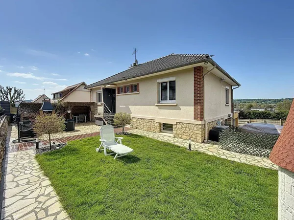 Maison de plain-pied 7 pièces 178 m²