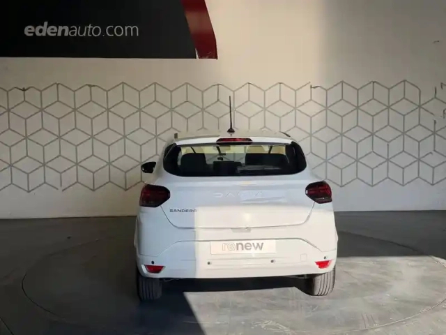 Dacia Sandero tce 90 cvt — photo 3
