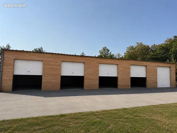 Local / Box / Entrepôt stockage