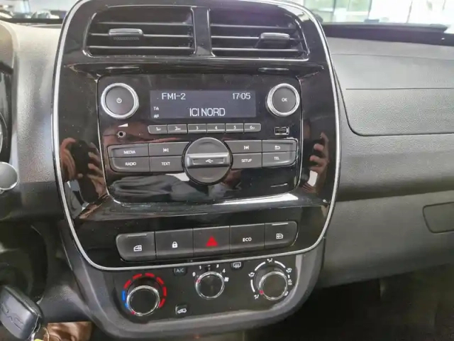 Dacia Spring 45ch essential — photo 15