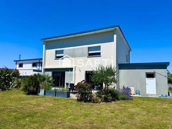 Landivisiau - Maison contemporaine de 125 m²
