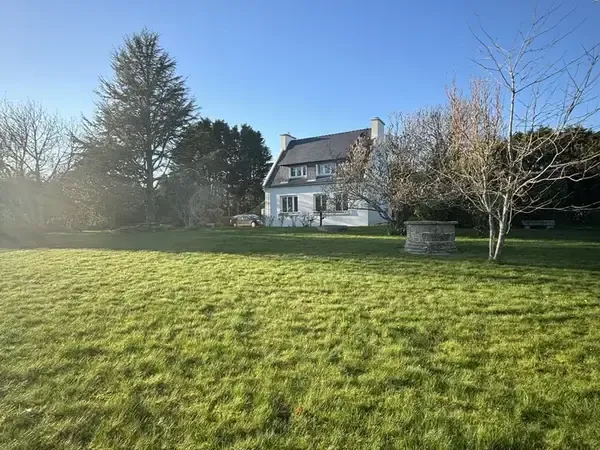 Maison familiale à fort potentiel ELLIANT
