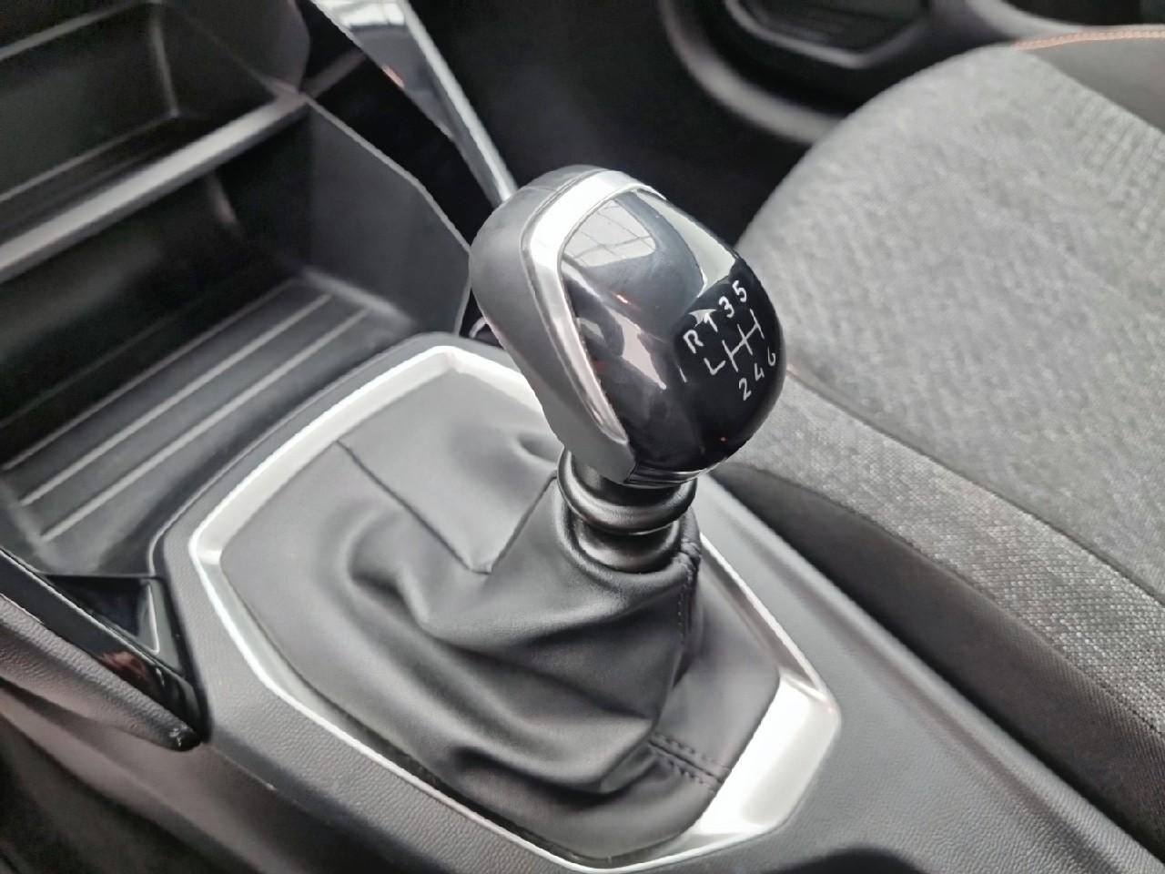 Peugeot 208 100 s&s bvm6 style — photo 17