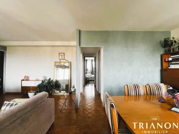 Appartement de 3 pièces à 10 min de la gare