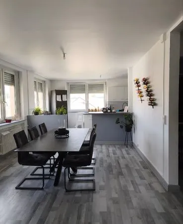 Appartement F4 entièrement rénové