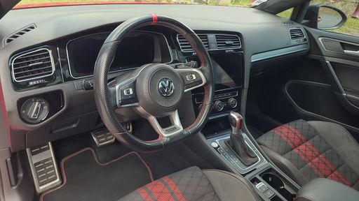 Volkswagen Golf GTI 2.0 TFSI 290 DSG7 - Tcr – 2019 – 72400 km – Essence – Boîte Automatique — photo 49