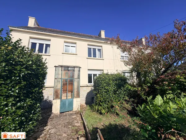 ENSEMBLE IMMOBILIER DE 2 MAISONS A RENOVER DE 138 M2 AU TOTAL A QUISTINIC
