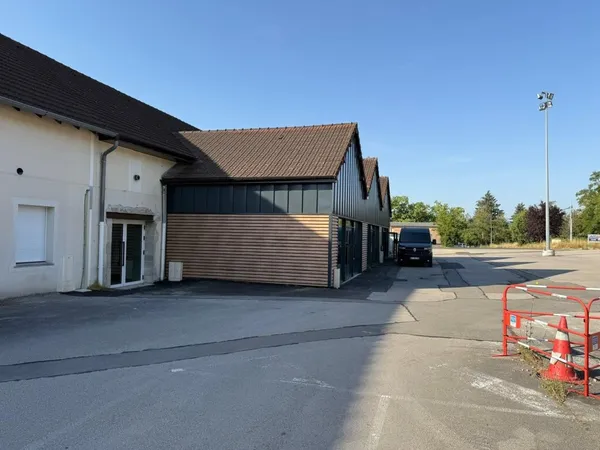 A vendre - Cellules d'activités mixtes