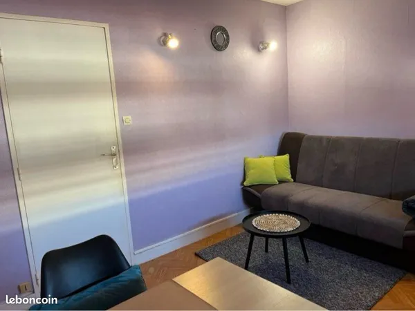 Petit studio plein centre et 100m de la mer