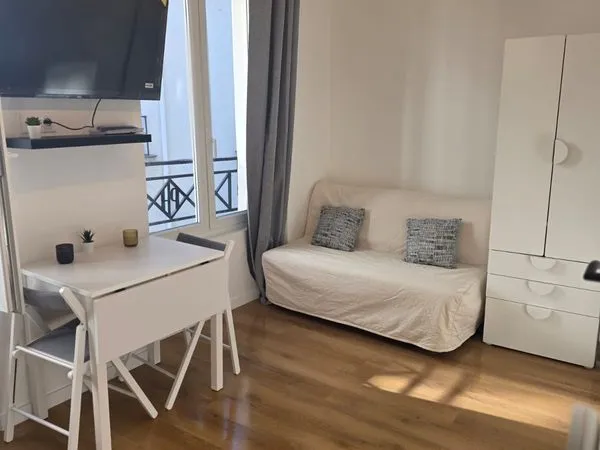 Studio meublé 16 m² refait à neuf - Rue de la Lune, Paris 2e