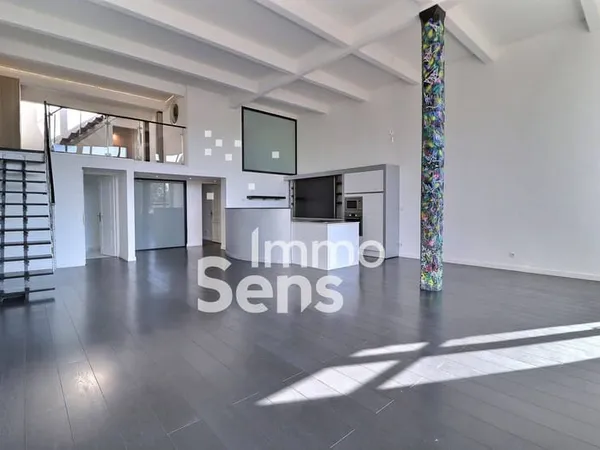 Appartement 3 pièces 137 m²