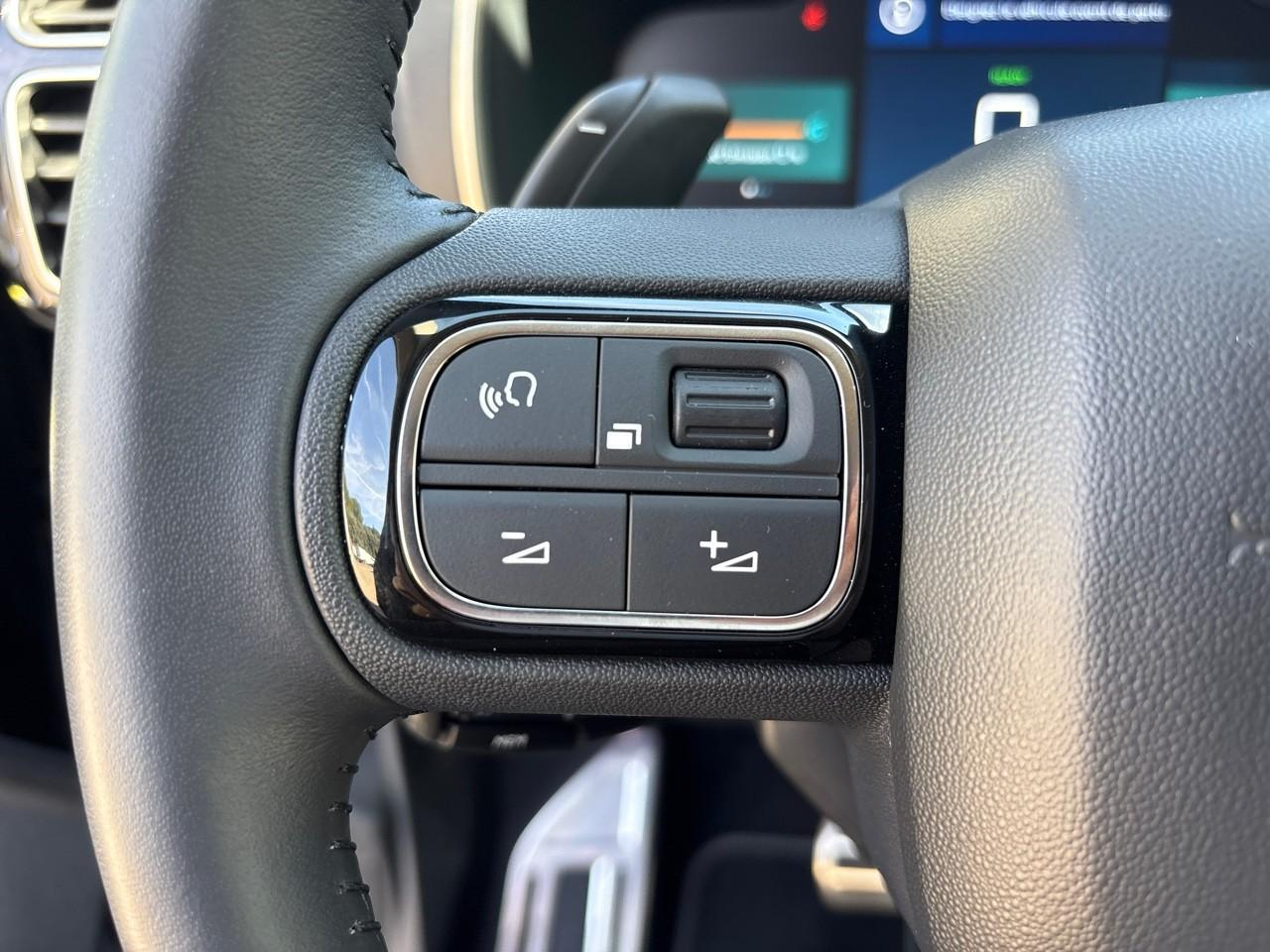 Citroën C5 Aircross hybrid rechargeable 225ch shine e-eat8 — photo 26