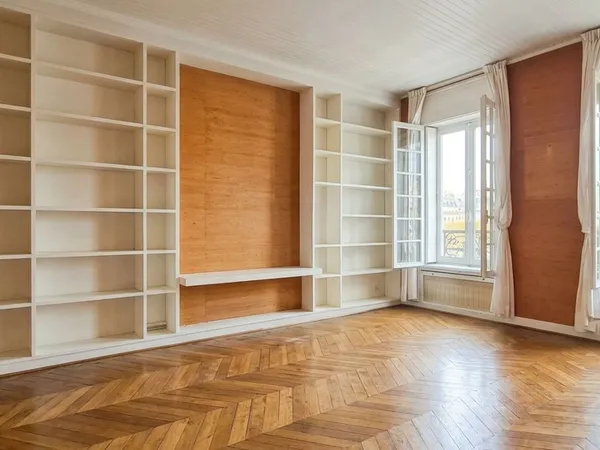 Appartement 5 pièces 130 m²