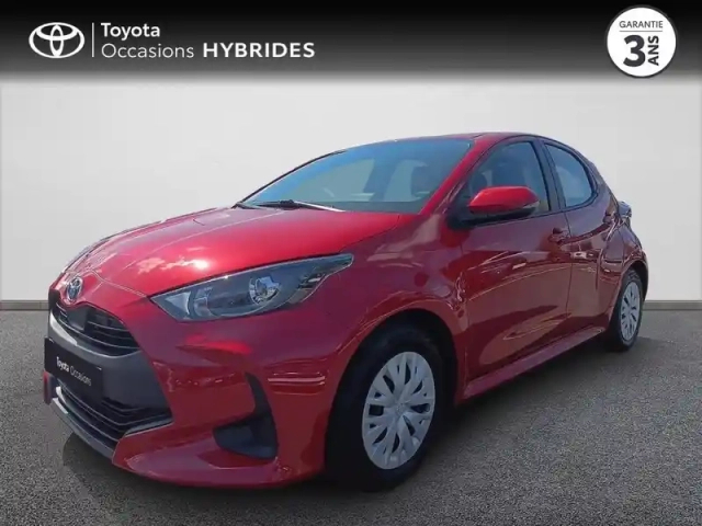 Toyota Yaris 116h dynamic 5p mc24