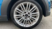 Mini Mini Cooper 136ch Edition Camden BVA7 — photo 33