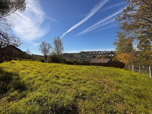 Terrain 670 m²