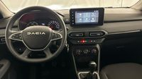 Dacia Sandero 1.0 TCe 90ch Expression — photo 11