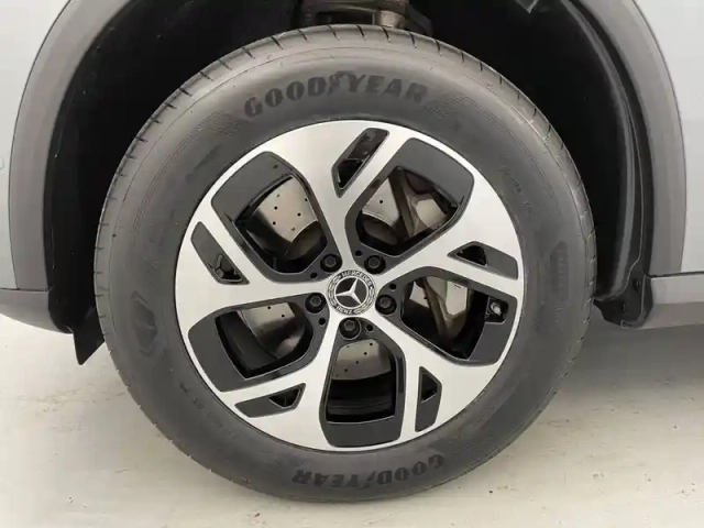 Mercedes Glc 300 e 9g-tronic 4matic — photo 18