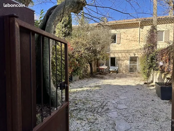 Propriété 4 pièces 93 m²