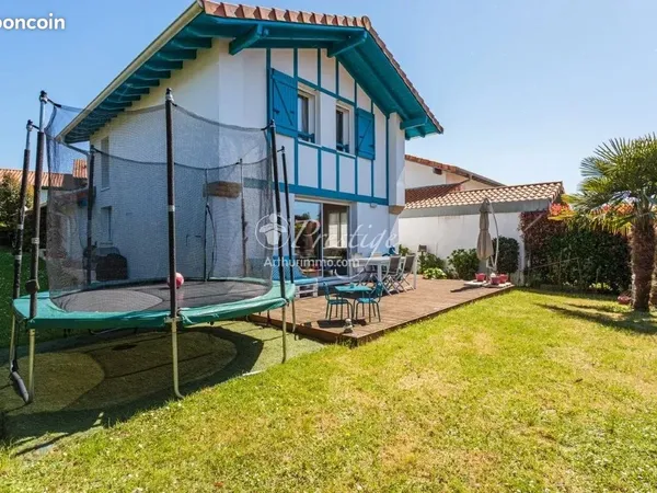 Maison 4 pièces 90 m²