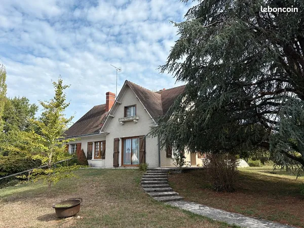 Pavillon 7 pièces 208 m²