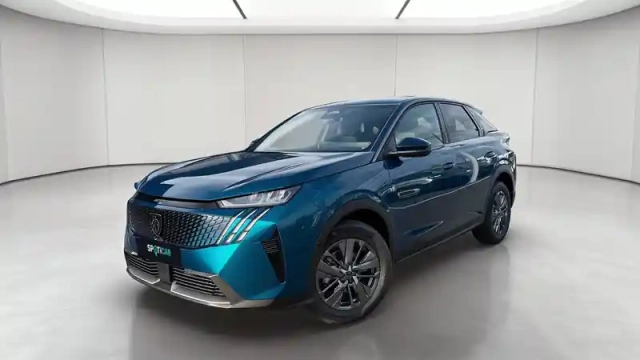 Peugeot 3008 hybrid 145 e-dcs6 — photo 1