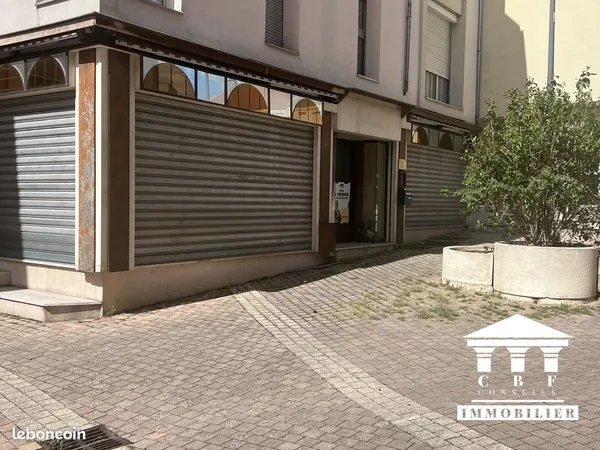 Local 47 m² Le Creusot