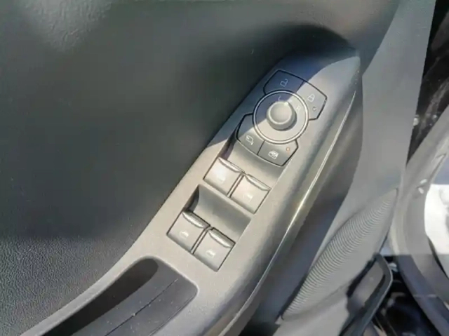 Ford Puma 1.0 flexifuel 125ch s&amp;s mhev titanium — photo 4