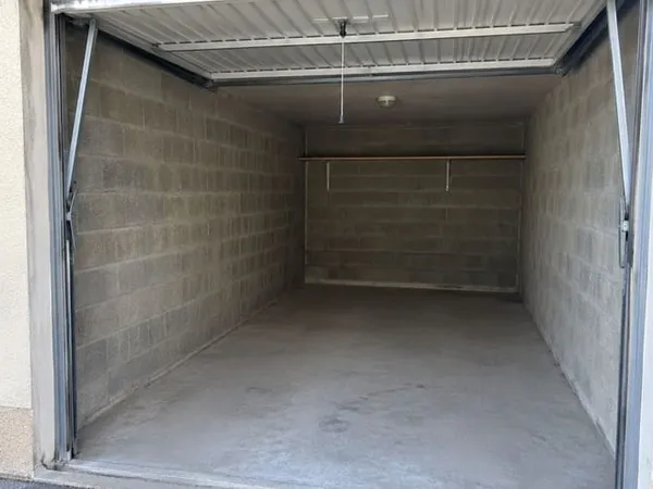 Parking/Garage 15 m²