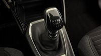 Peugeot 208 1.2 PureTech 100ch S&S Active — photo 21