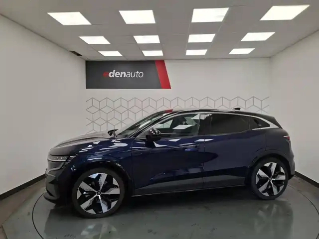 Renault Megane e-tech ev60 220 ch super charge — photo 12
