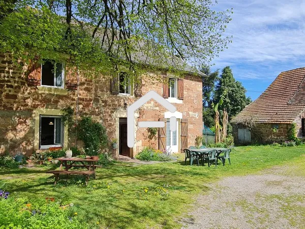 Propriété 5 pièces 115 m²