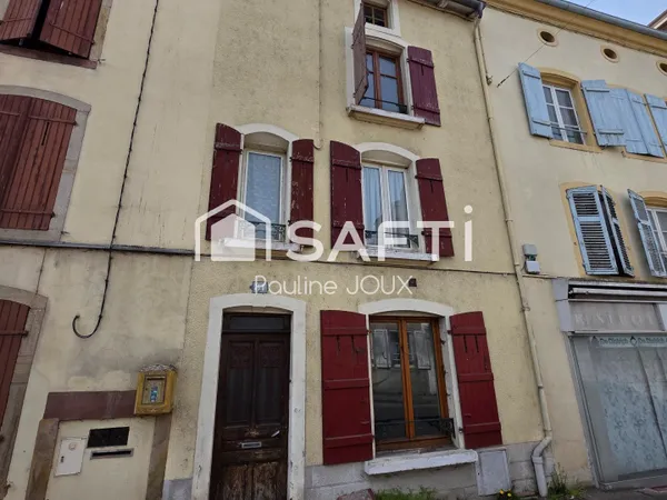 Maison de ville 120m2 avec terrain et dépendances