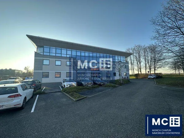 Bureau 534 m²