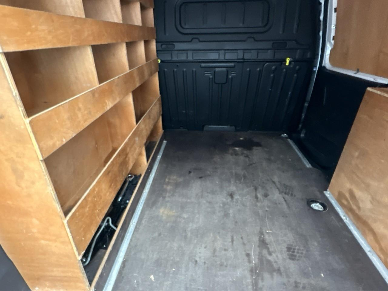 Citroën Berlingo van m 650 bluehdi 100 s&s bvm5 driver — photo 6