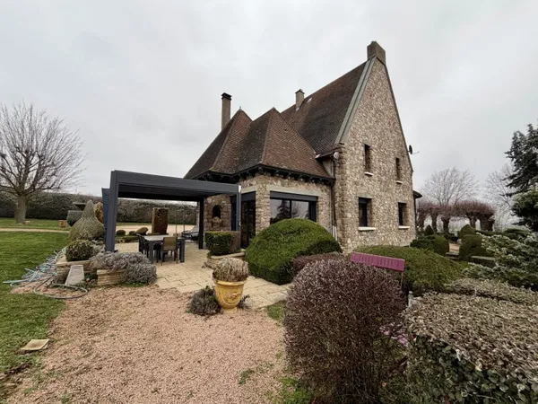 Superbe manoir en granit rose 216 m² ha