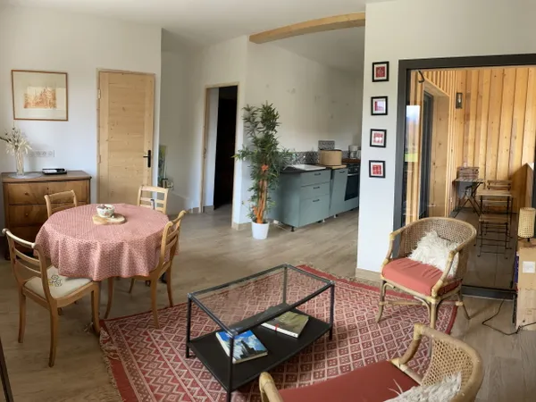 Loue appartement T2 Saint Jorioz avec loggia