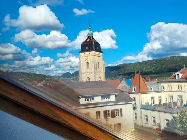 Appartement F2 centre ville Pontarlier