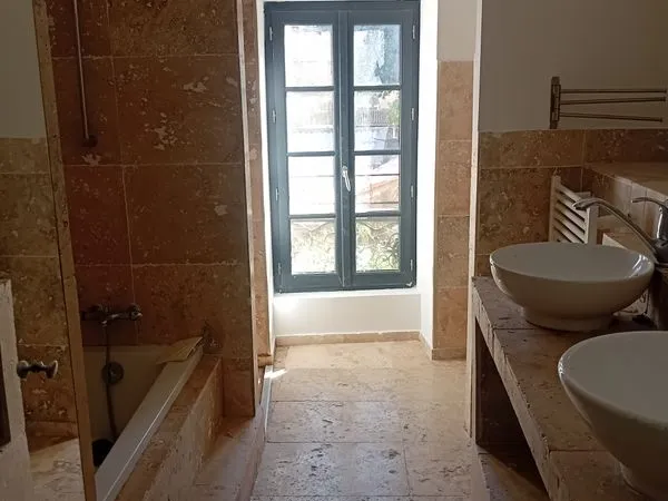 F5 centre ville Lodeve