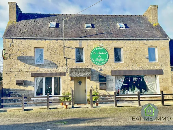 Local commercial 324 m²