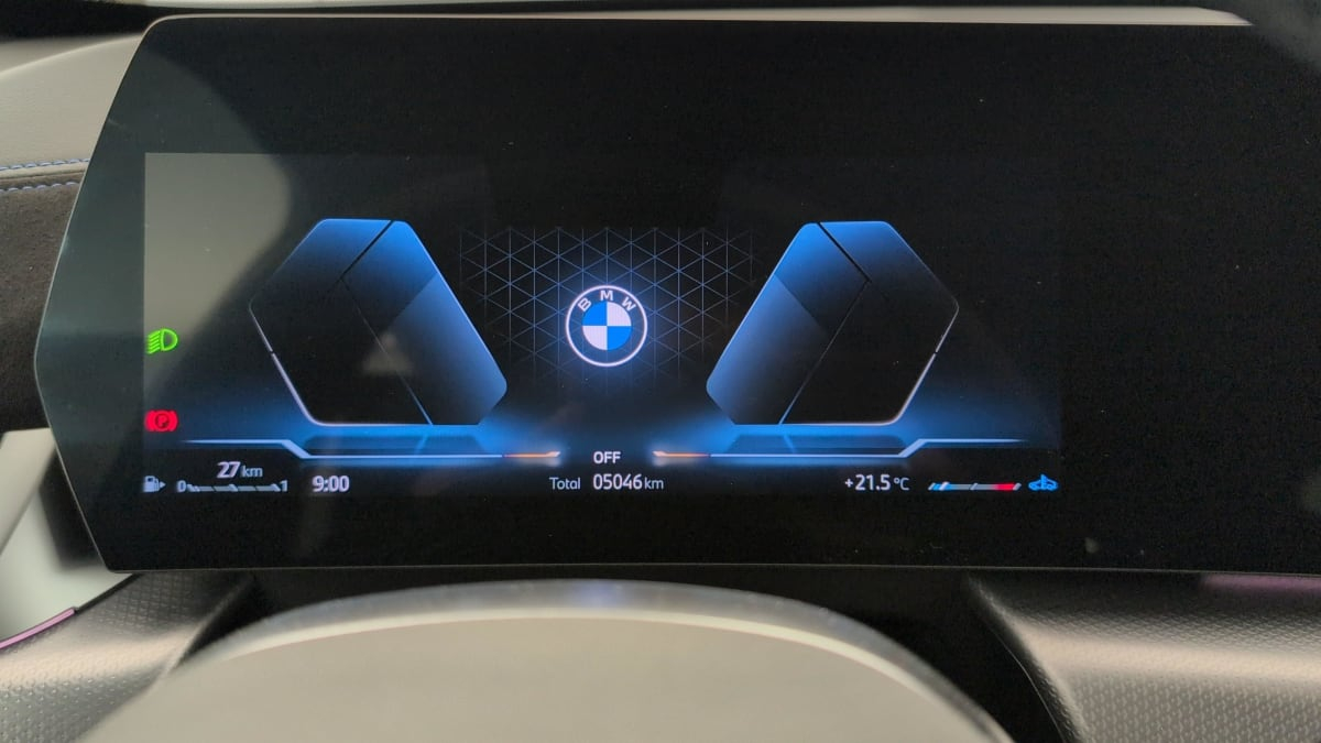 BMW X1 — photo 21