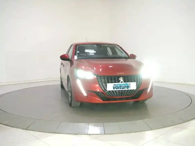 Peugeot 208 puretech 100 s&amp;s eat8 — photo 25