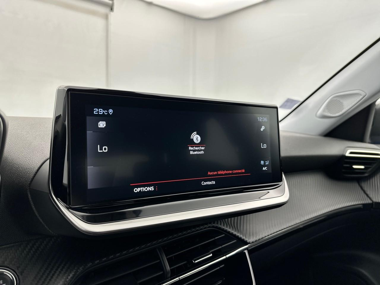 Peugeot 2008 puretech 130 s&s eat8 allure pack — photo 23