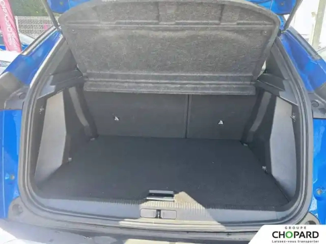 Peugeot 2008 electrique 136 ch — photo 6