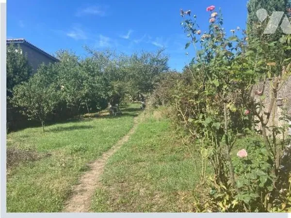 Terrain 864 m²