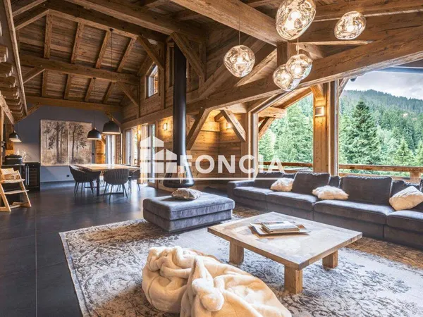 Chalet 9 pièces 288 m²